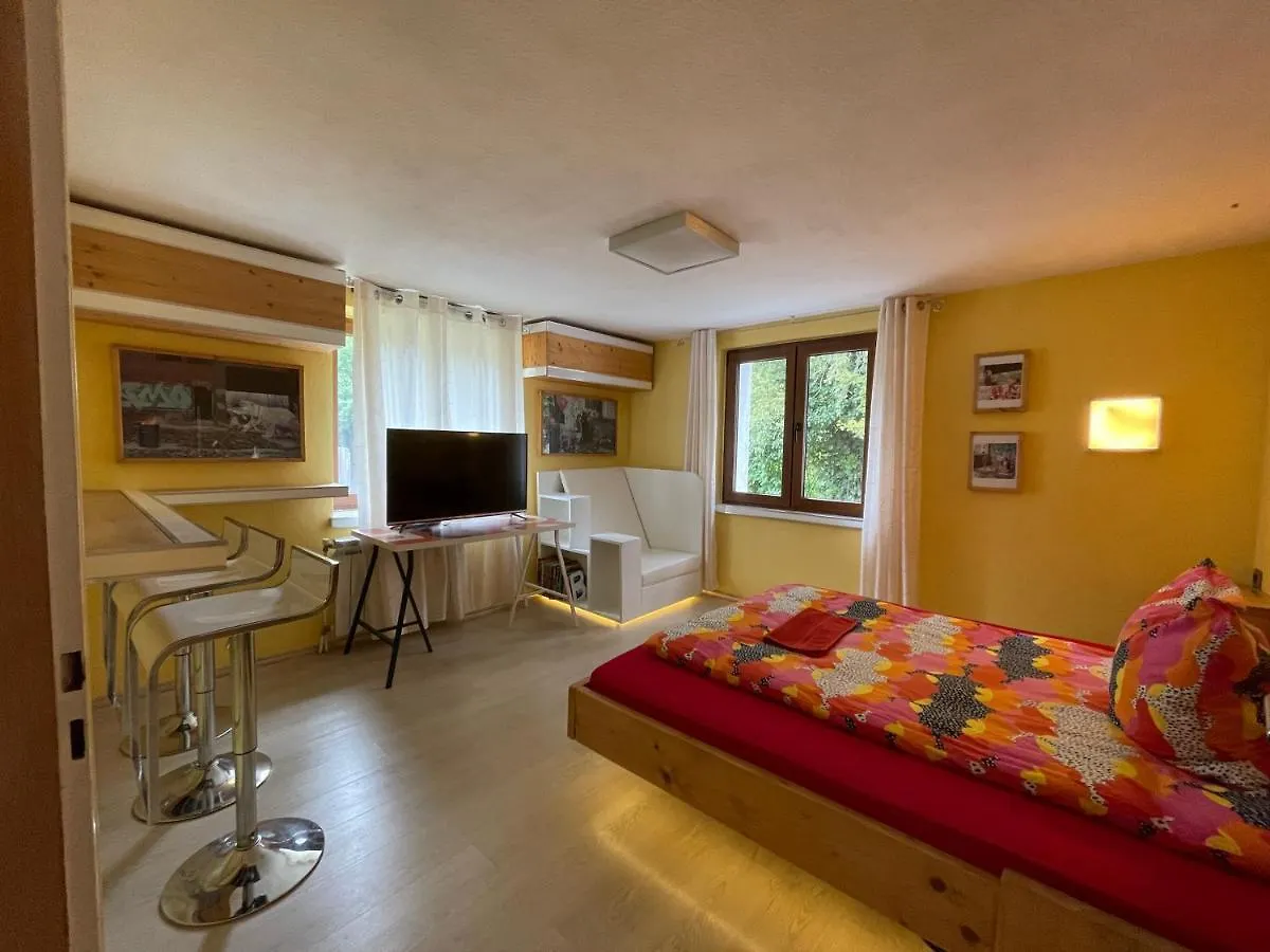 Direkt Am Main Villa Karlstadt 0*,