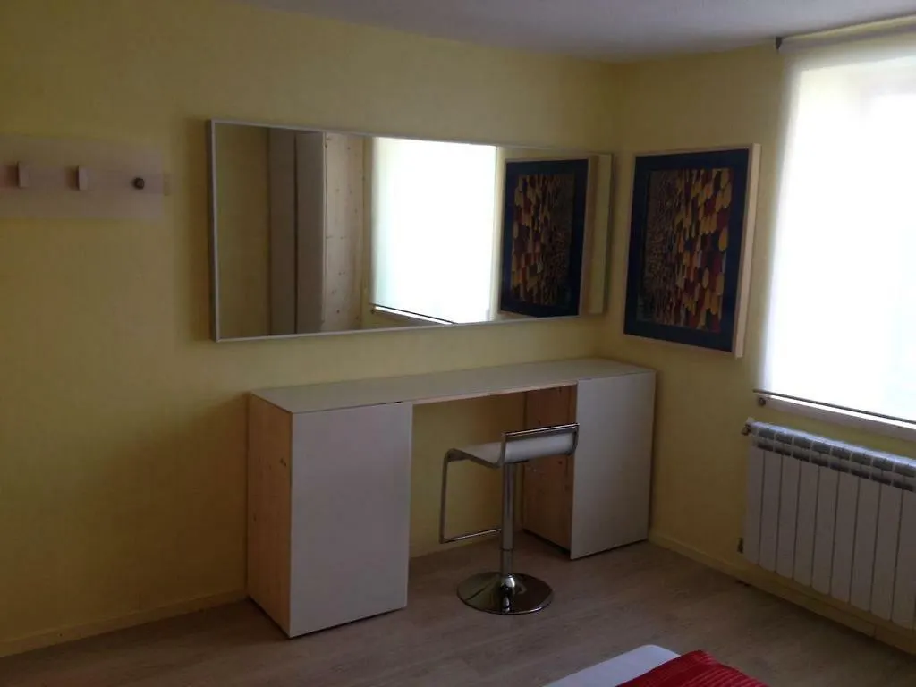 Holiday home Direkt Am Main Villa Karlstadt